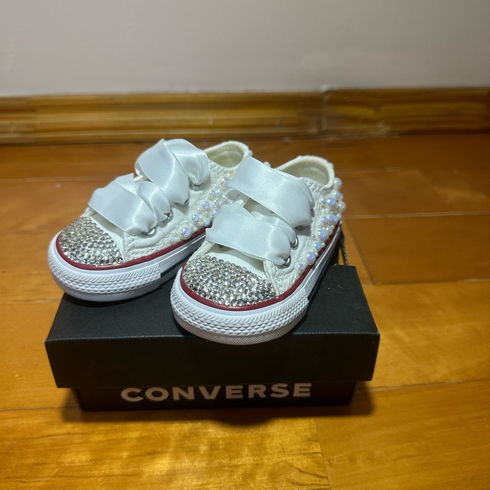 White original crystal converse baby size 3